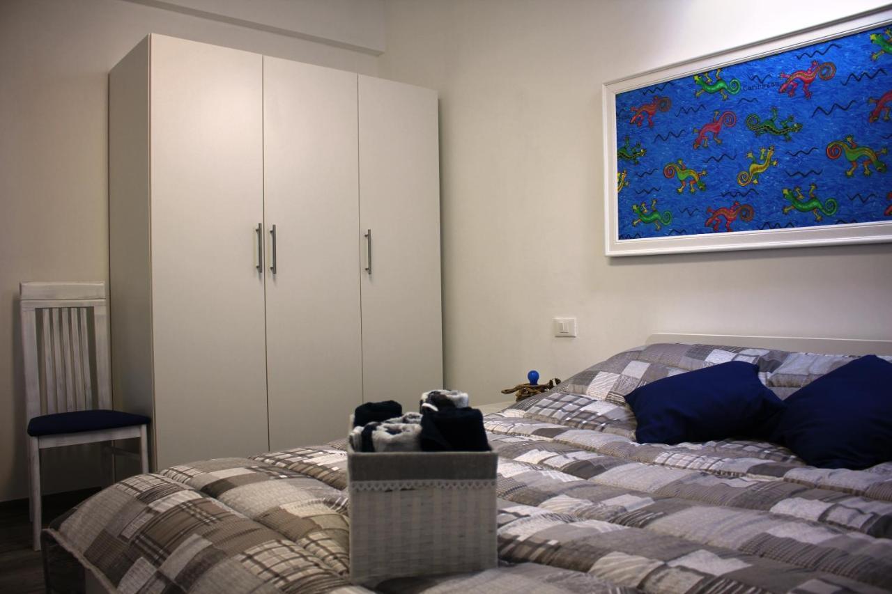 Villa Sonia Apartment & Rooms Lignano Sabbiadoro Dış mekan fotoğraf