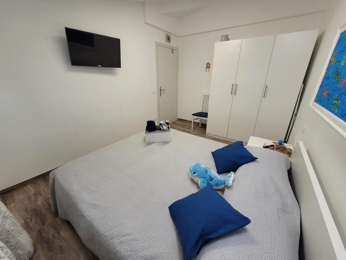 Villa Sonia Apartment & Rooms Lignano Sabbiadoro Dış mekan fotoğraf