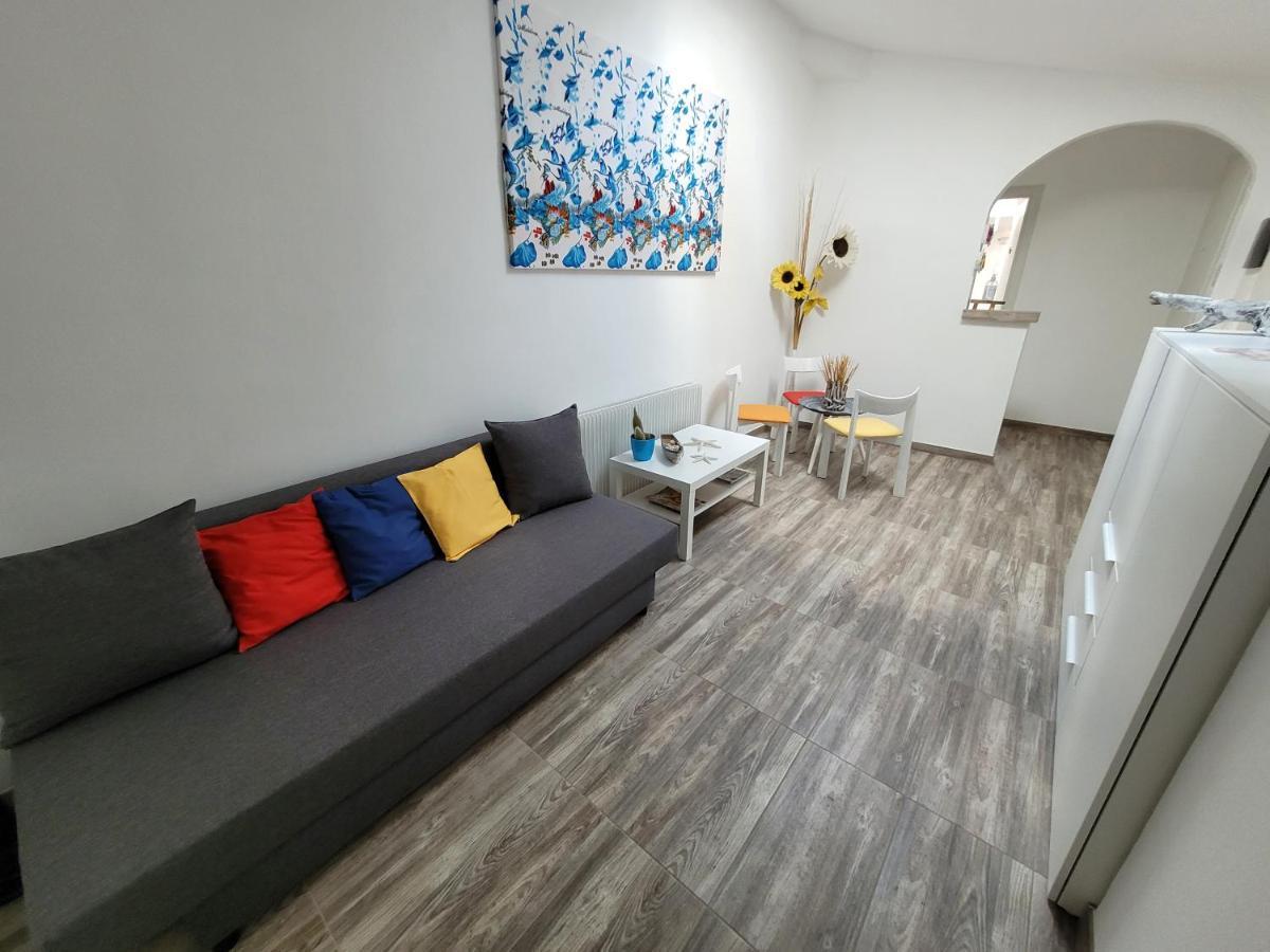 Villa Sonia Apartment & Rooms Lignano Sabbiadoro Dış mekan fotoğraf