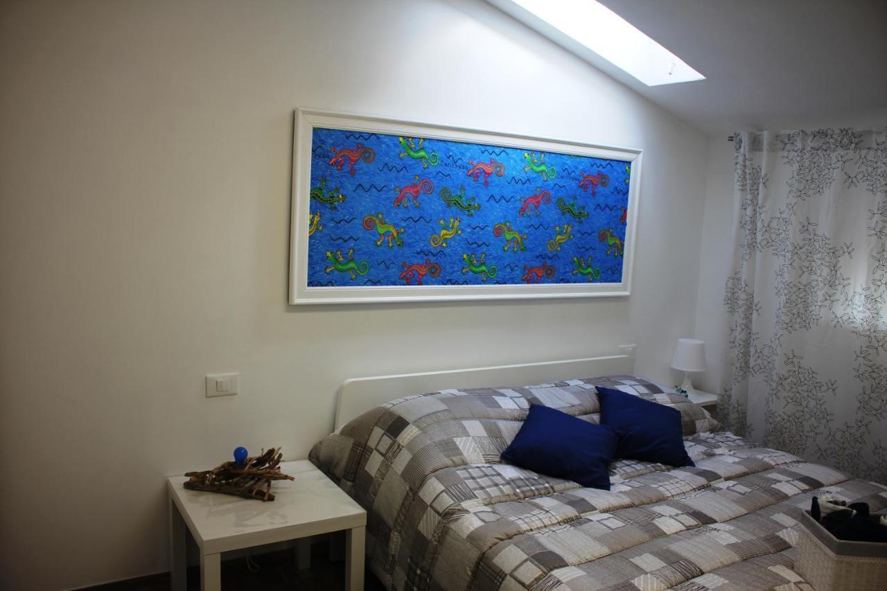 Villa Sonia Apartment & Rooms Lignano Sabbiadoro Dış mekan fotoğraf