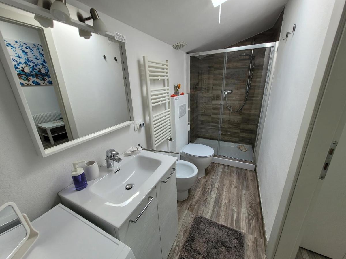 Villa Sonia Apartment & Rooms Lignano Sabbiadoro Dış mekan fotoğraf