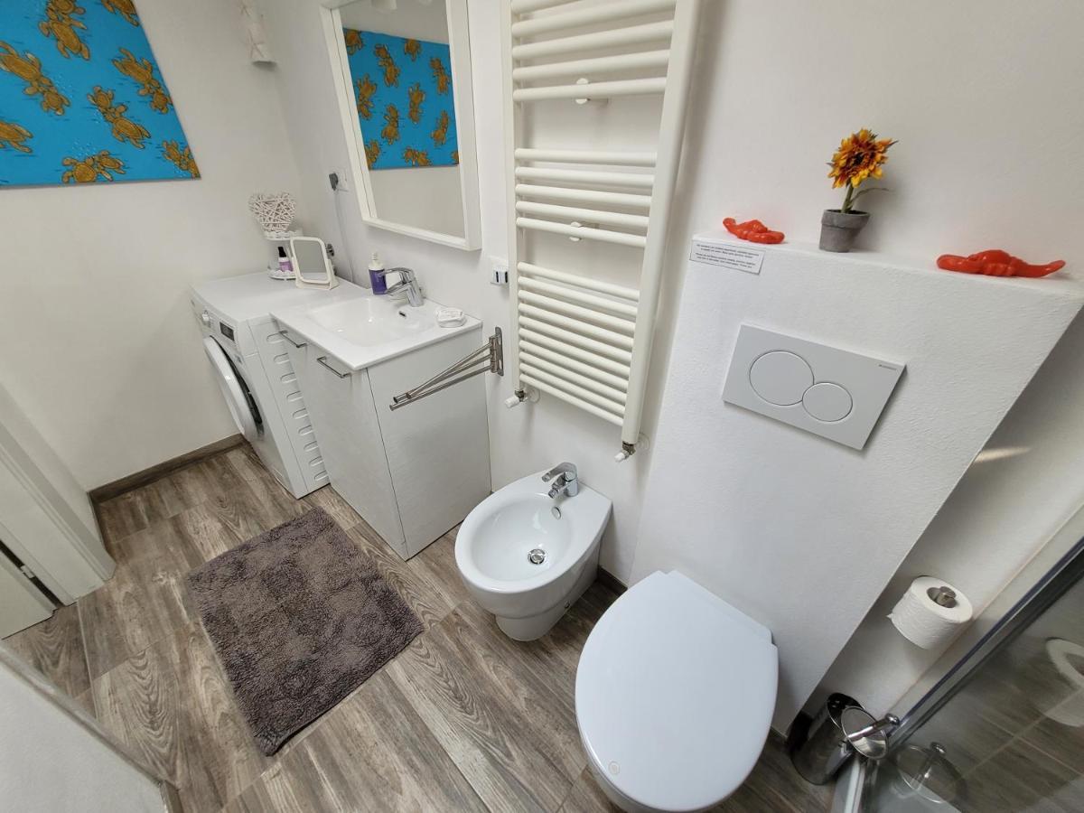 Villa Sonia Apartment & Rooms Lignano Sabbiadoro Dış mekan fotoğraf