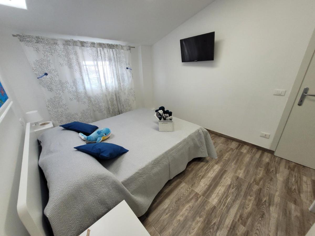 Villa Sonia Apartment & Rooms Lignano Sabbiadoro Dış mekan fotoğraf