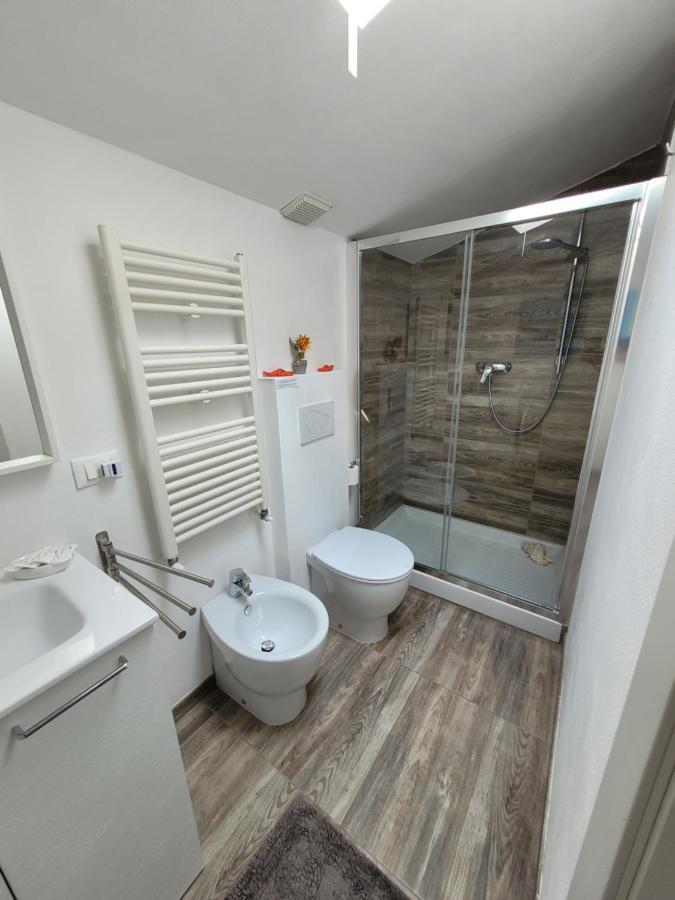 Villa Sonia Apartment & Rooms Lignano Sabbiadoro Dış mekan fotoğraf